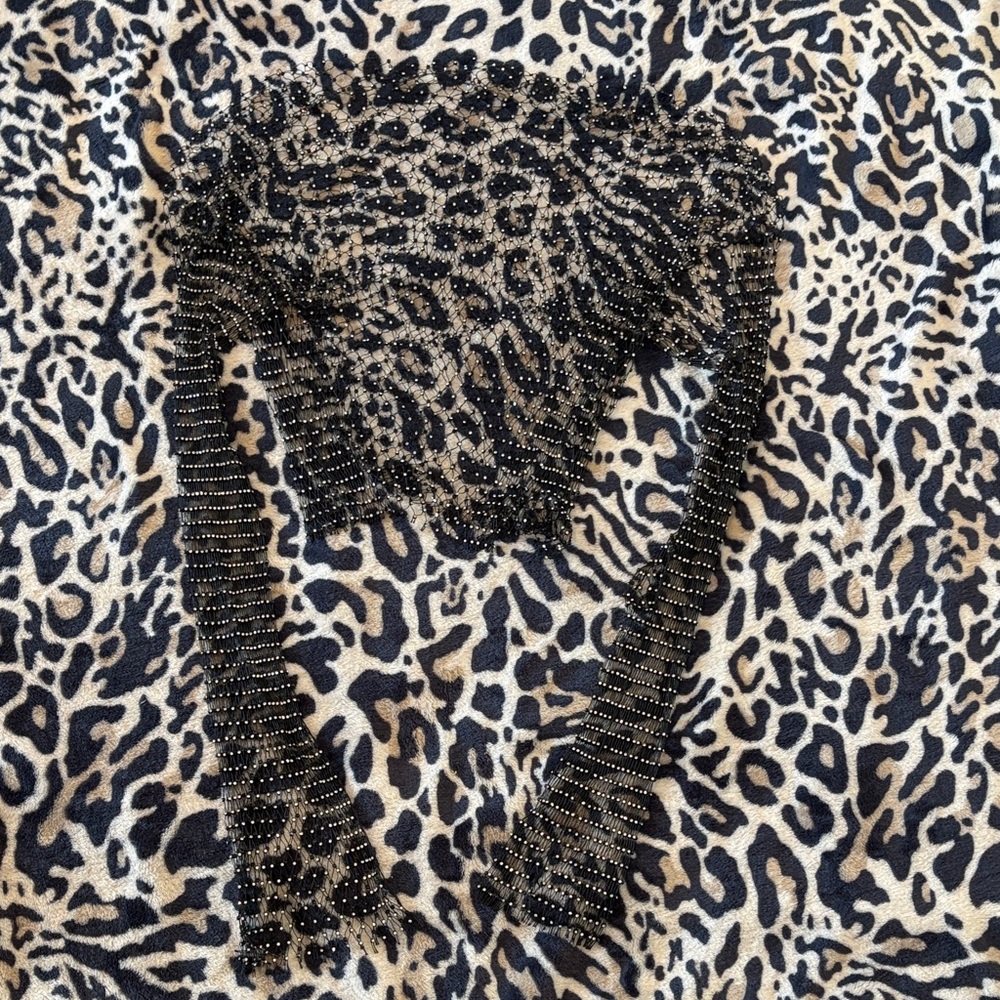 SHEIN Black and Gold Beaded Headpiece